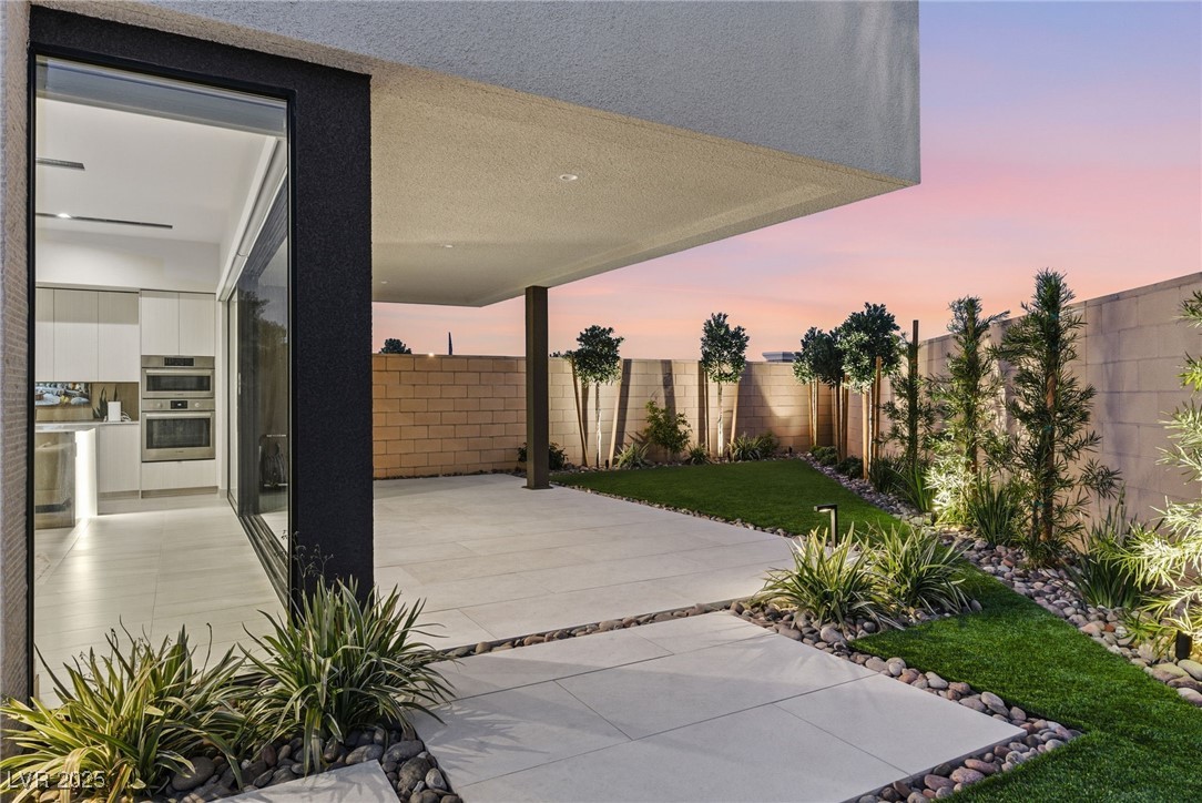 4022 Heron Fairway Drive