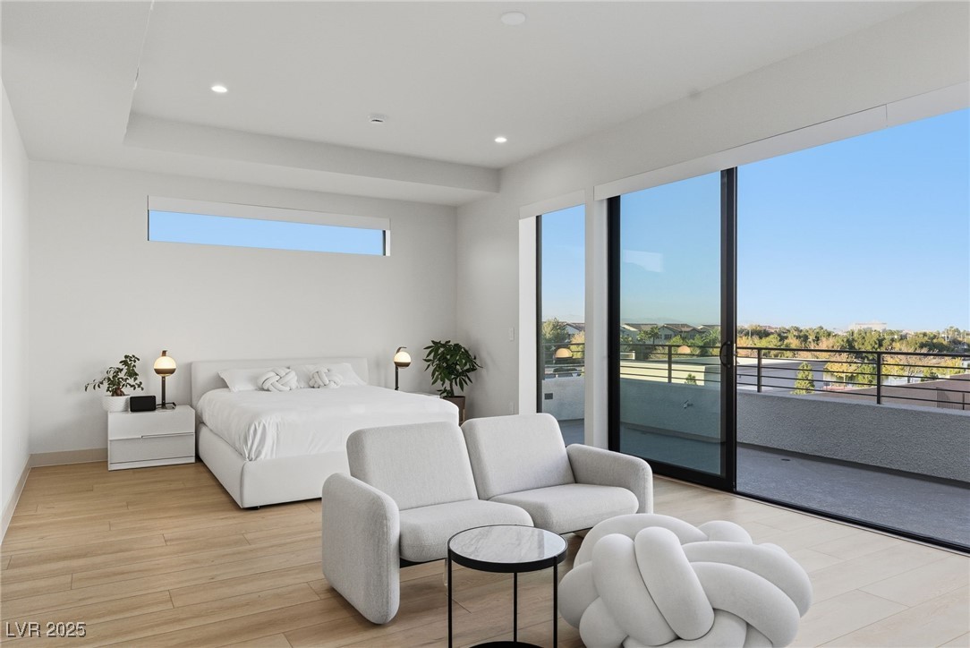 4022 Heron Fairway Drive