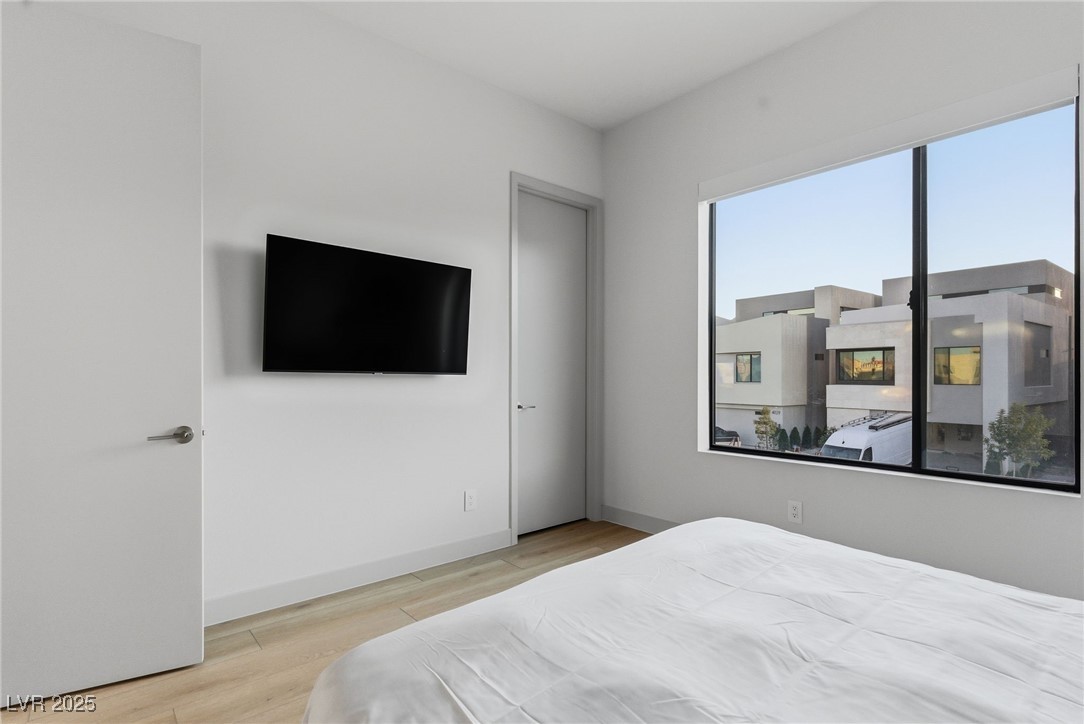 4022 Heron Fairway Drive