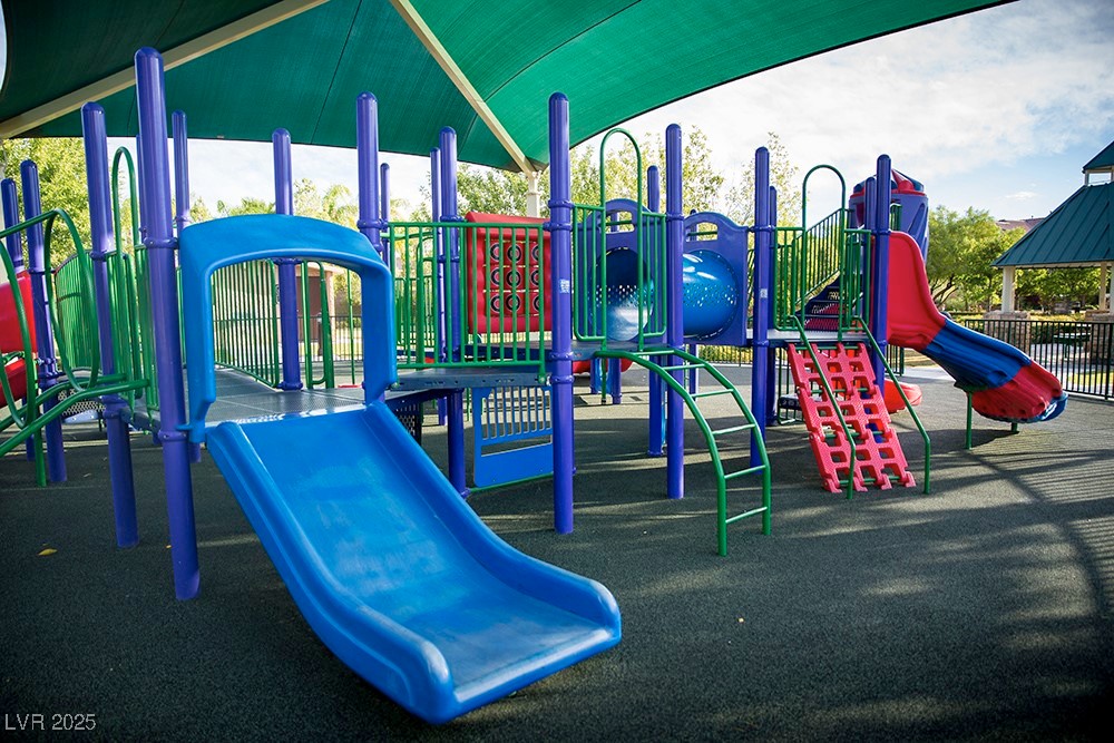 4022 Heron Fairway Drive