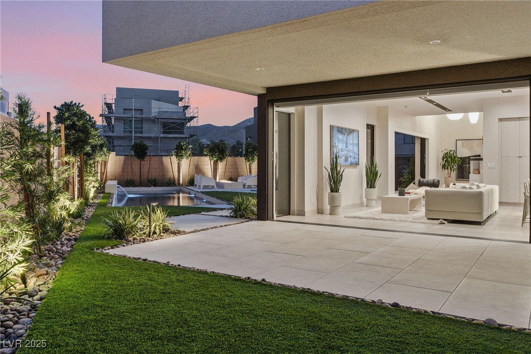 4022 Heron Fairway Drive