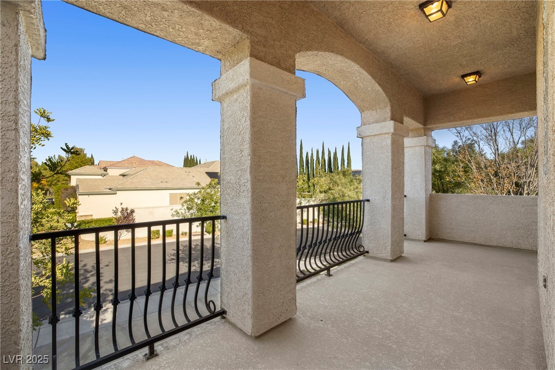 9521 Queen Charlotte Drive