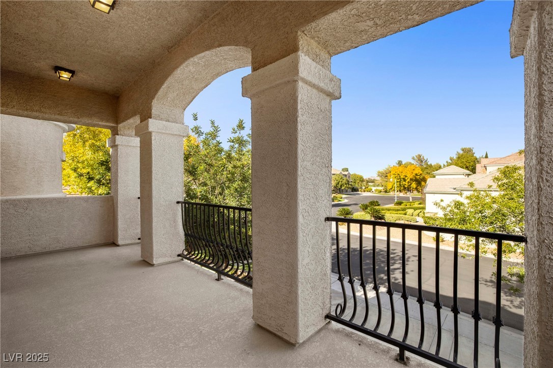 9521 Queen Charlotte Drive