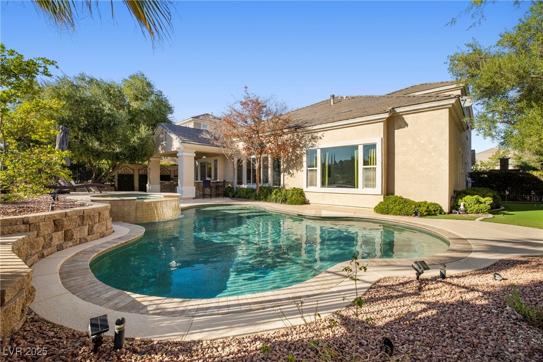 9521 Queen Charlotte Drive