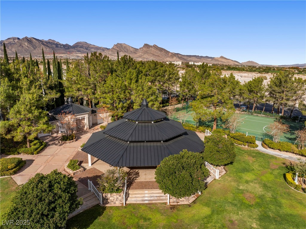 9521 Queen Charlotte Drive