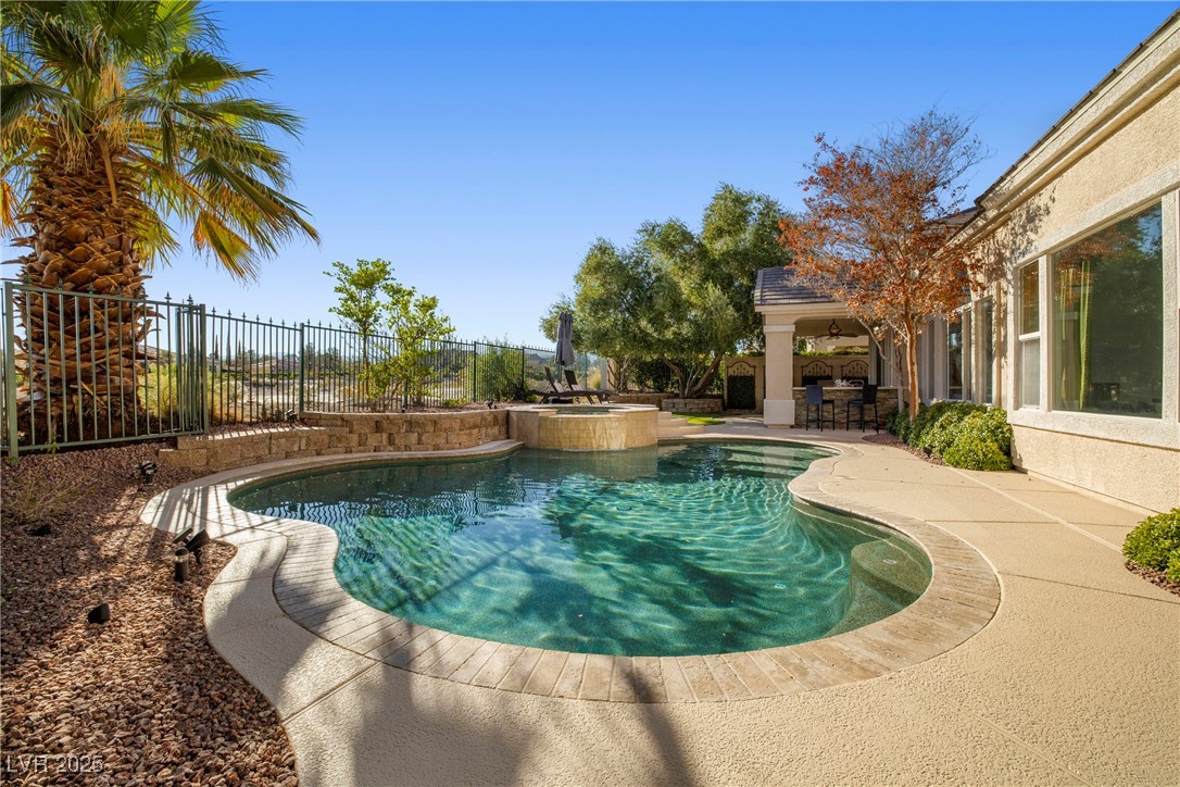 9521 Queen Charlotte Drive