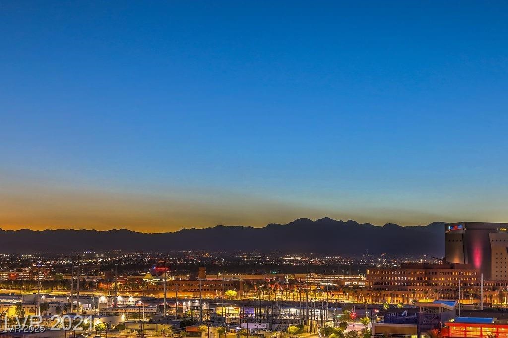 353 East Bonneville Avenue 1002