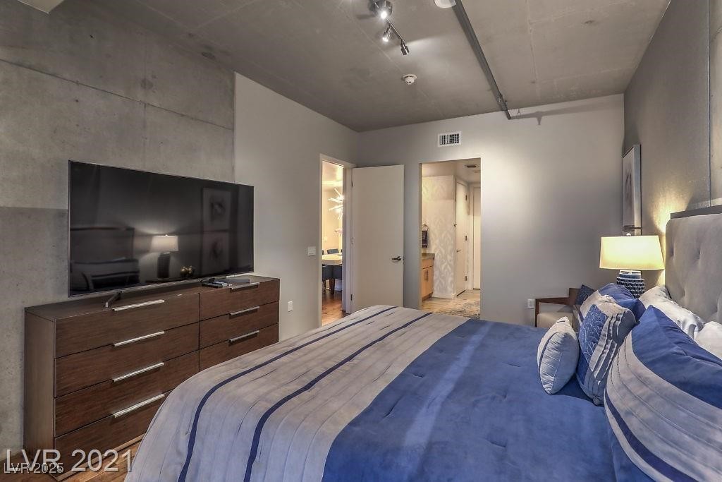 353 East Bonneville Avenue 1002