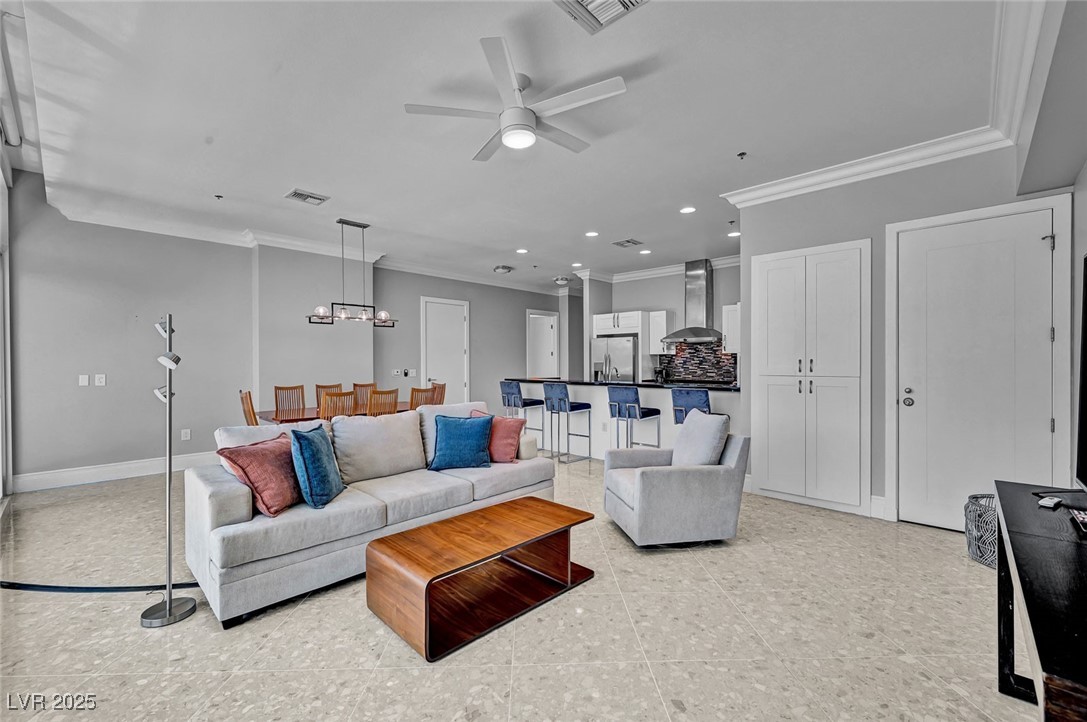 4525 Dean Martin Drive 306