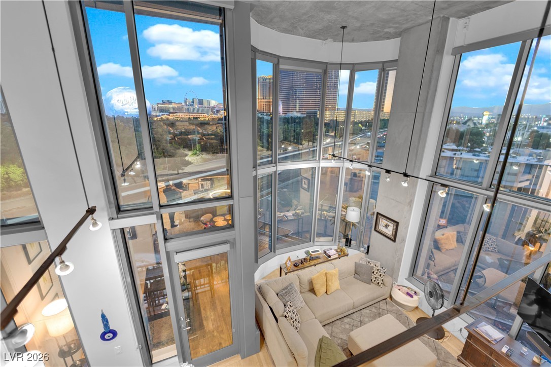 360 East Desert Inn Road 607