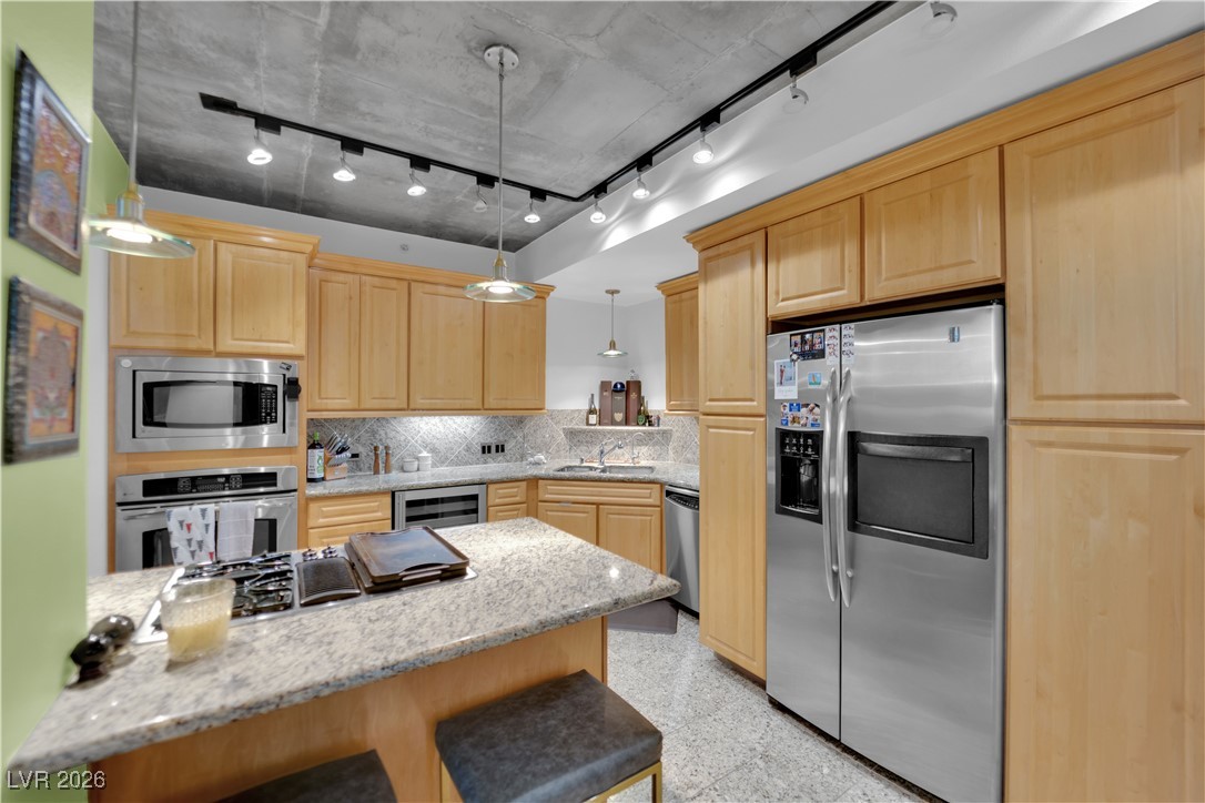 360 East Desert Inn Road 607