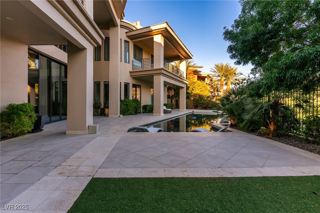 1493 Foothills Village Drive