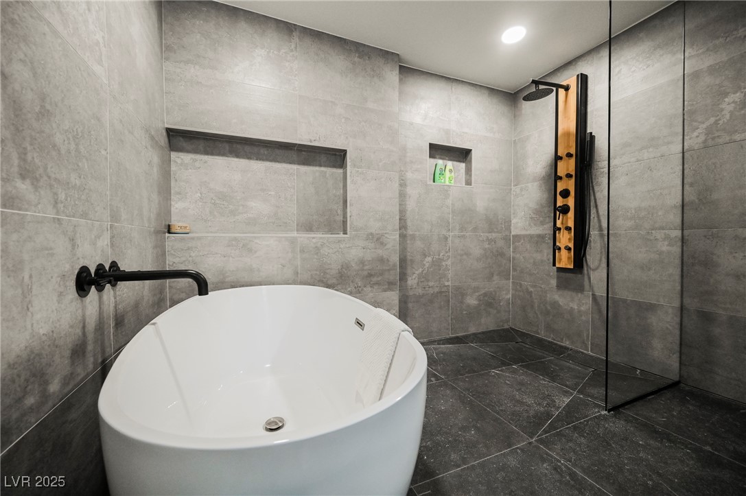 1640 Crystal Shadows Circle