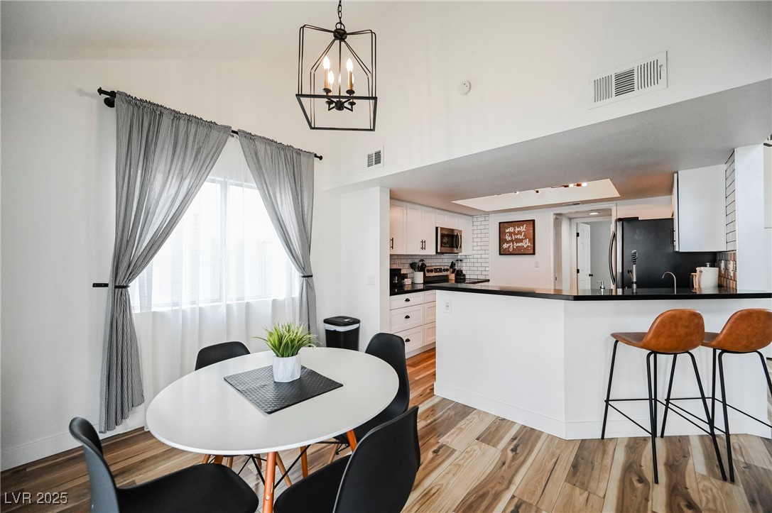 1640 Crystal Shadows Circle