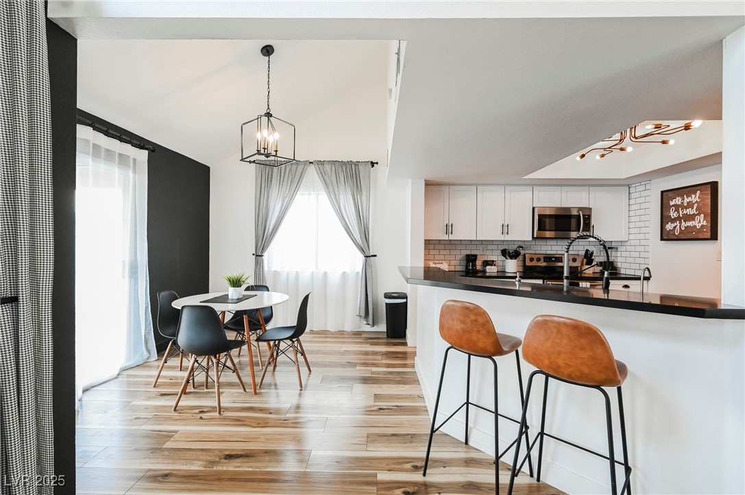 1640 Crystal Shadows Circle