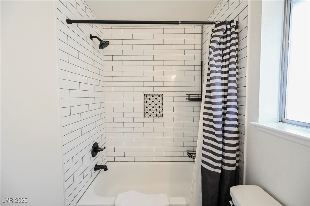 1640 Crystal Shadows Circle