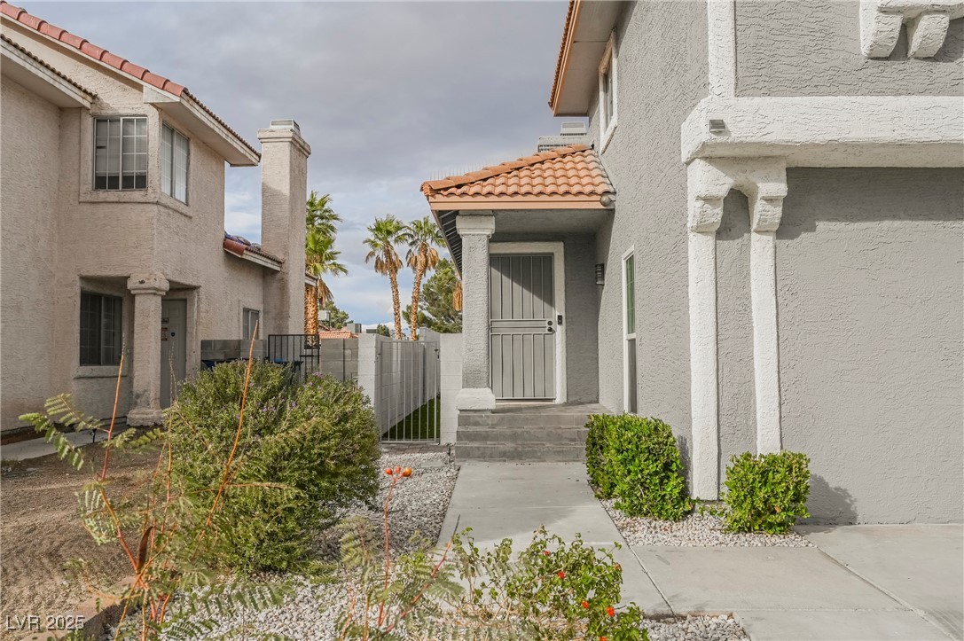 1640 Crystal Shadows Circle