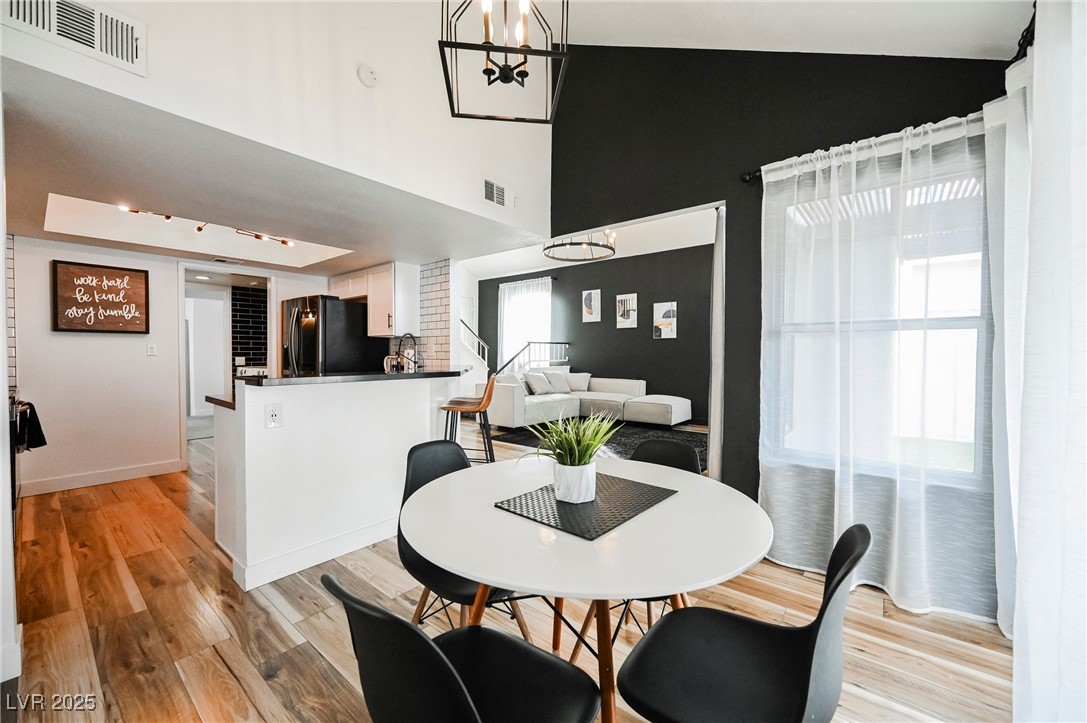 1640 Crystal Shadows Circle