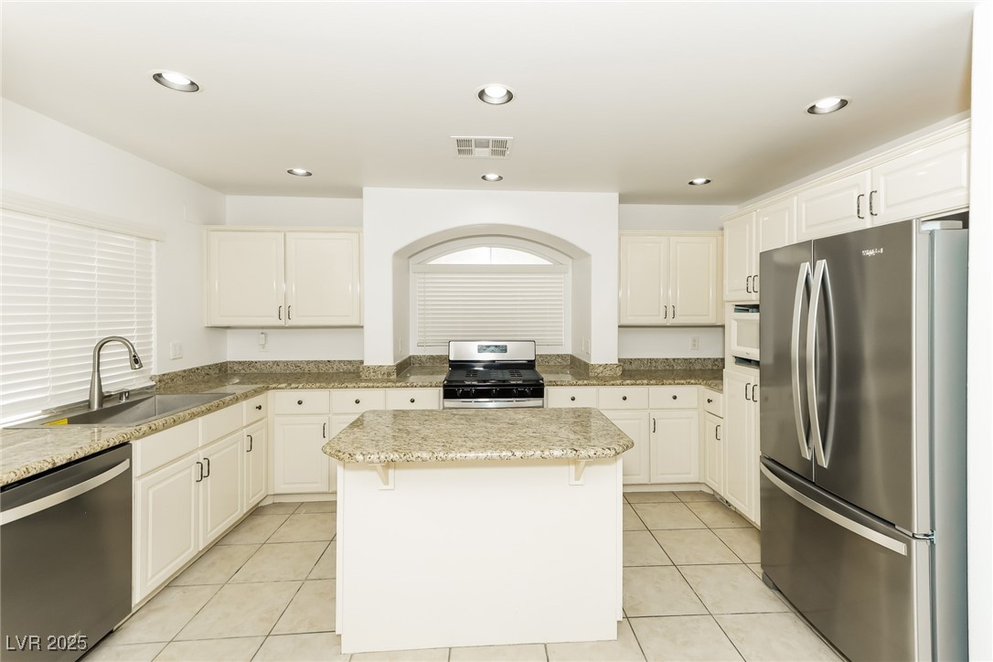 10996 Calcedonian Street