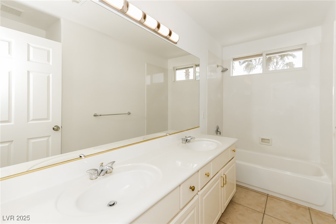 10996 Calcedonian Street