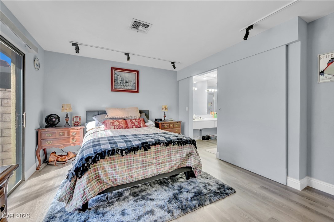 639 Pepper Tree Circle