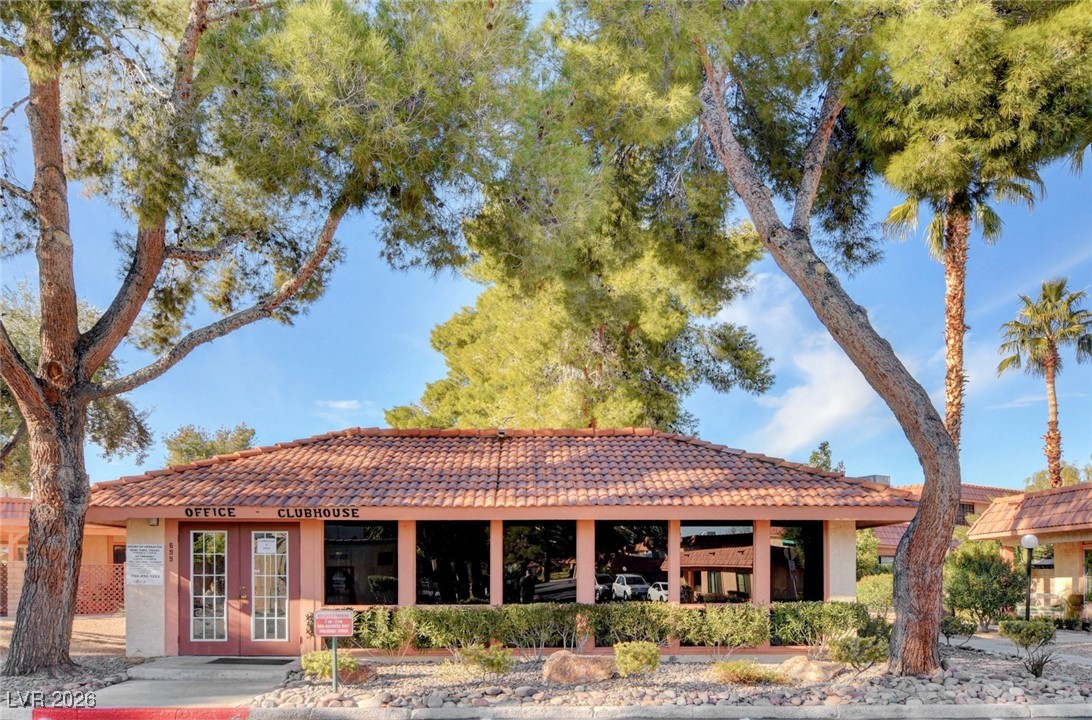 639 Pepper Tree Circle