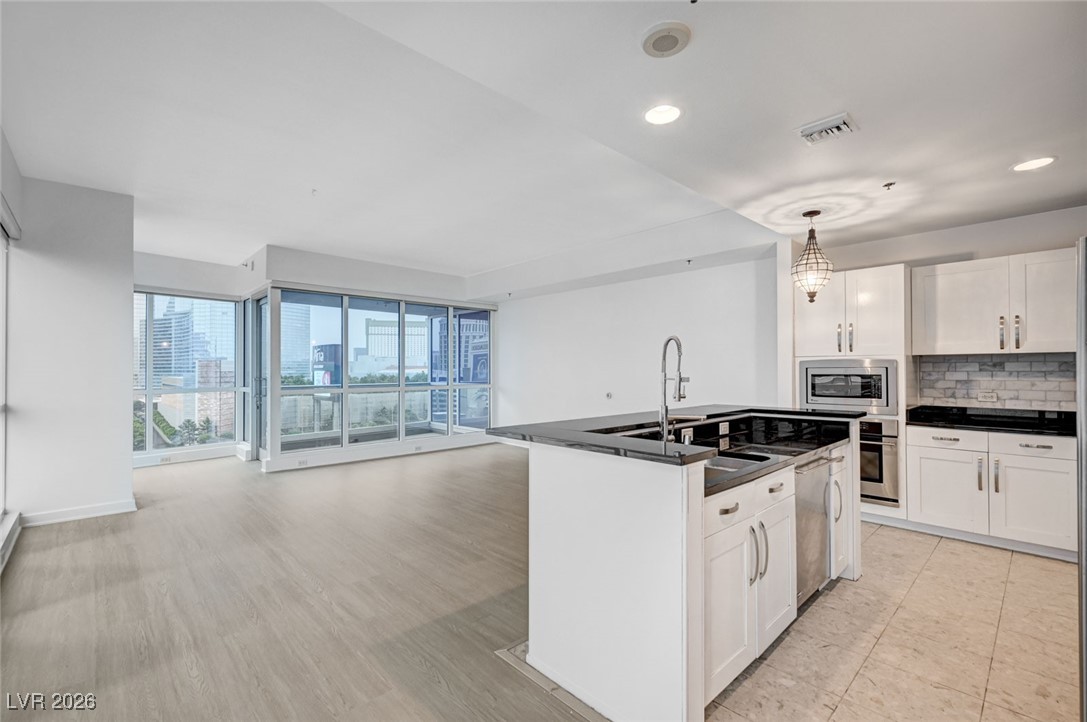 4525 Dean Martin Drive 900