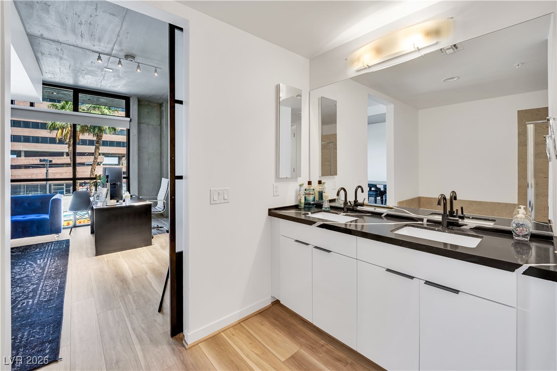 353 East Bonneville Avenue 185