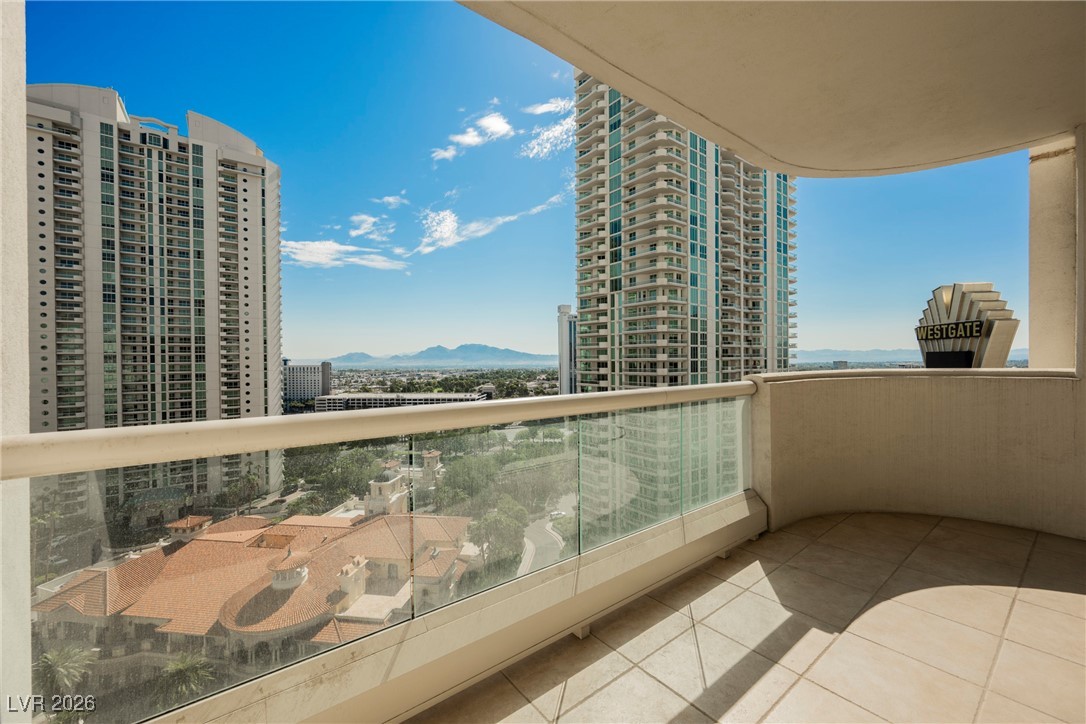 2877 Paradise Road 1604