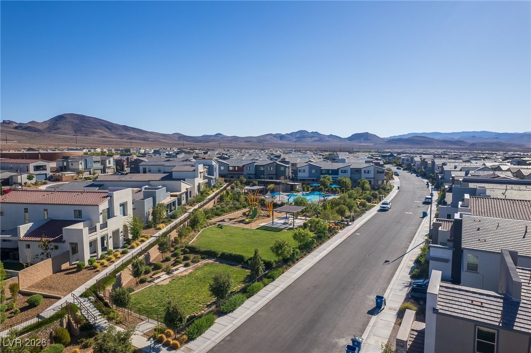 3254 Fountaintree Avenue