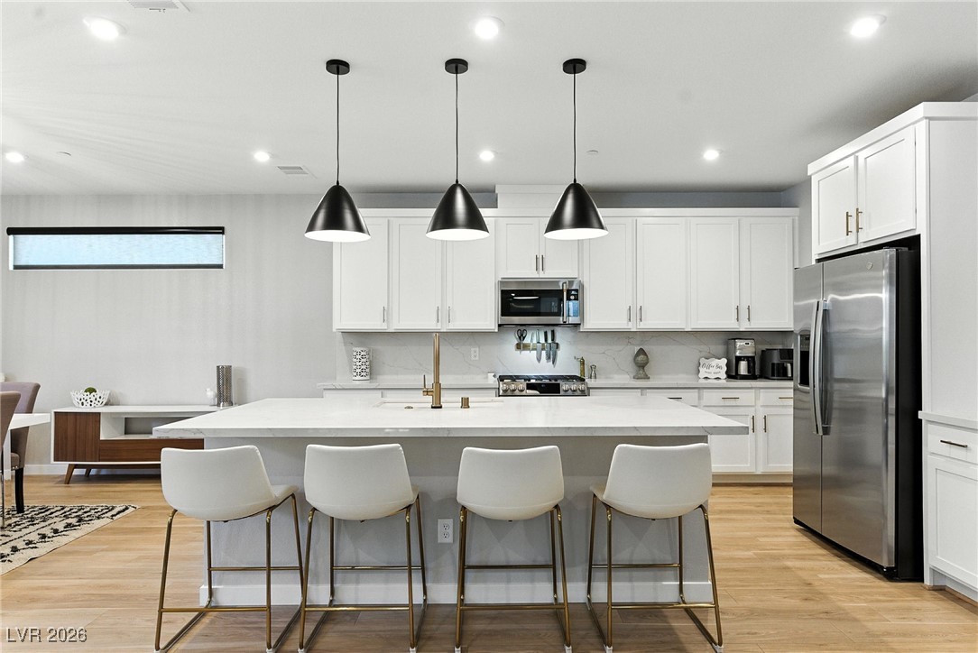 3254 Fountaintree Avenue