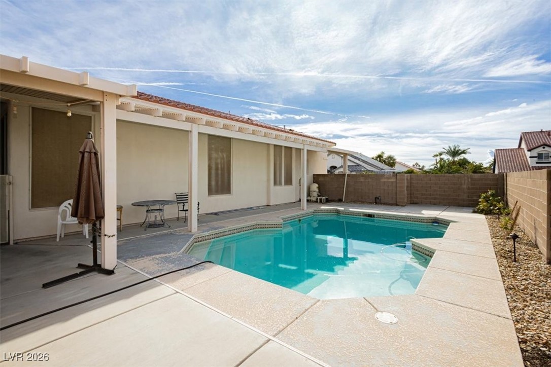 6880 Royal Heritage Court