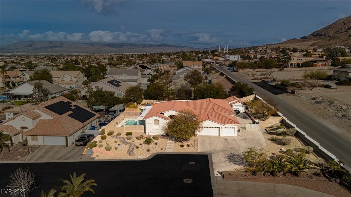 6880 Royal Heritage Court