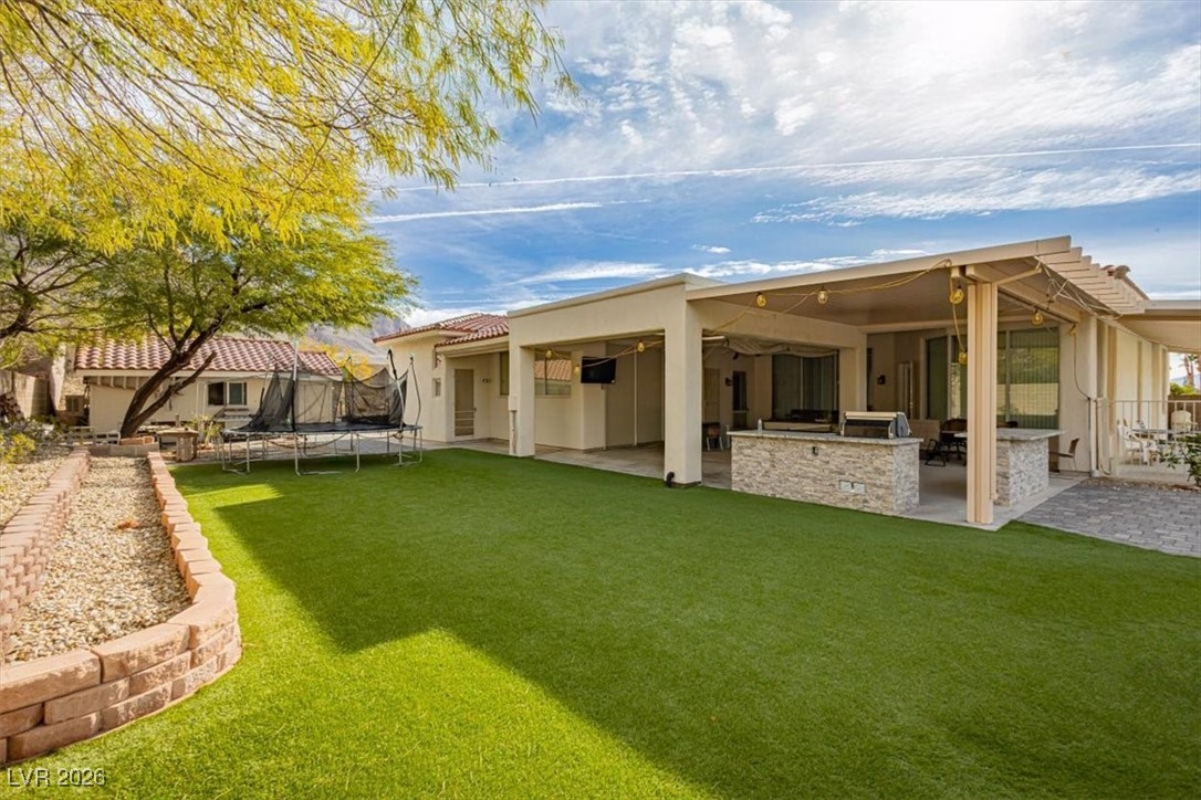 6880 Royal Heritage Court