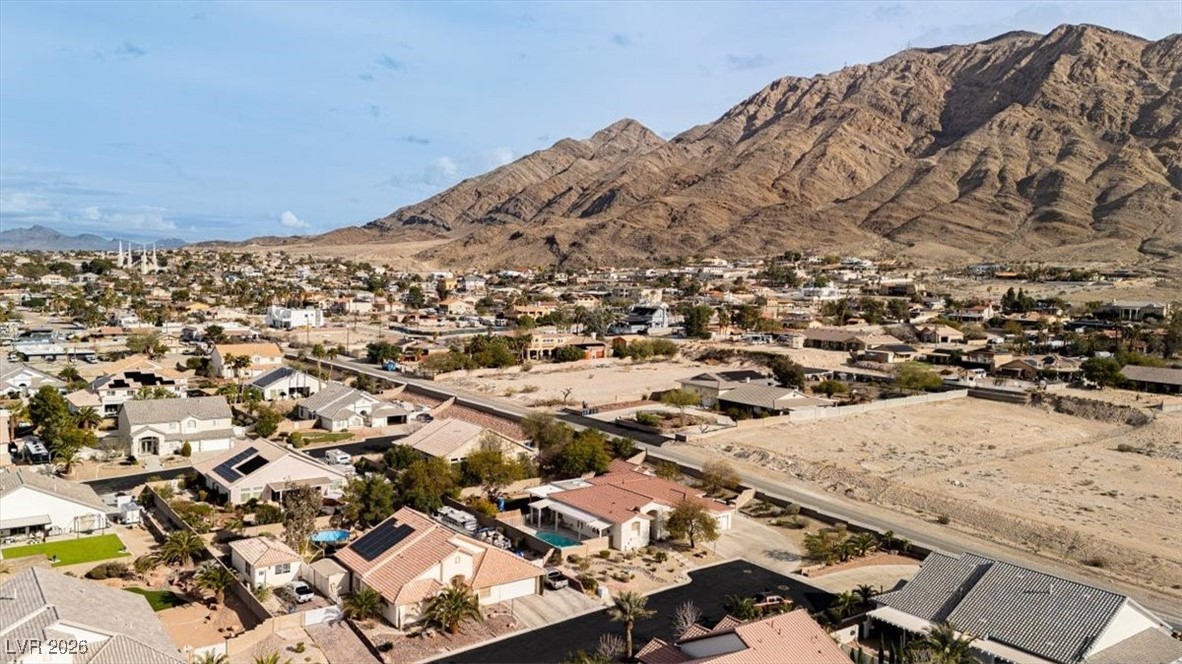 6880 Royal Heritage Court