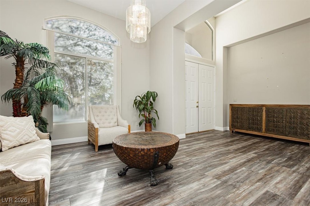 6880 Royal Heritage Court