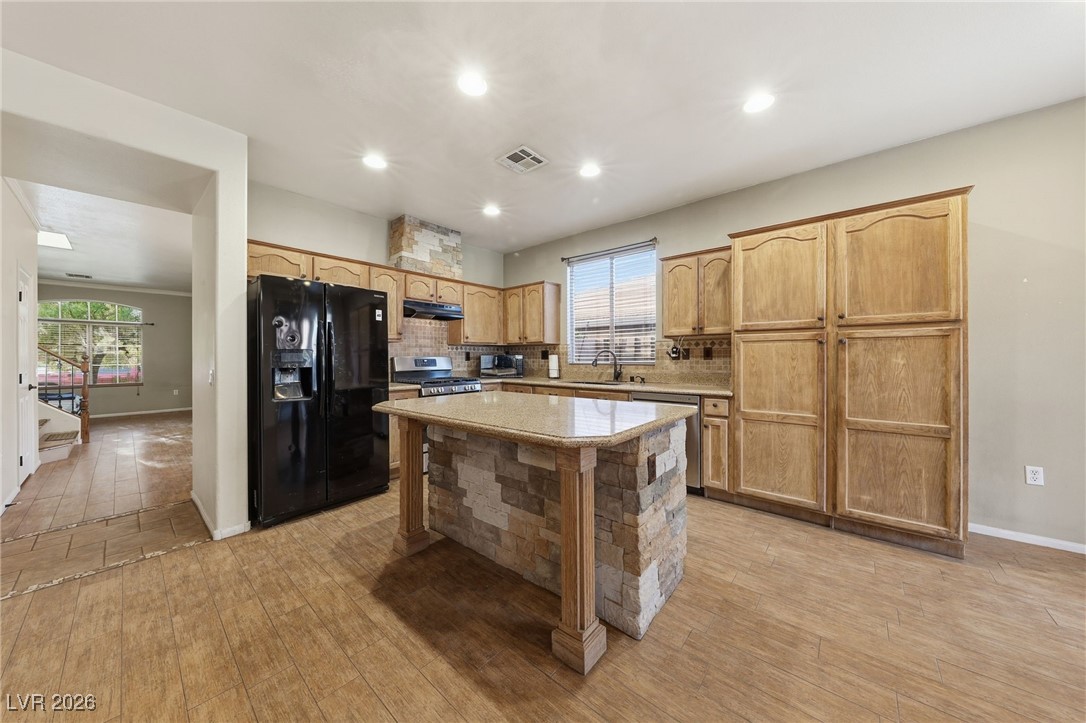 648 Sunrise Lake Place