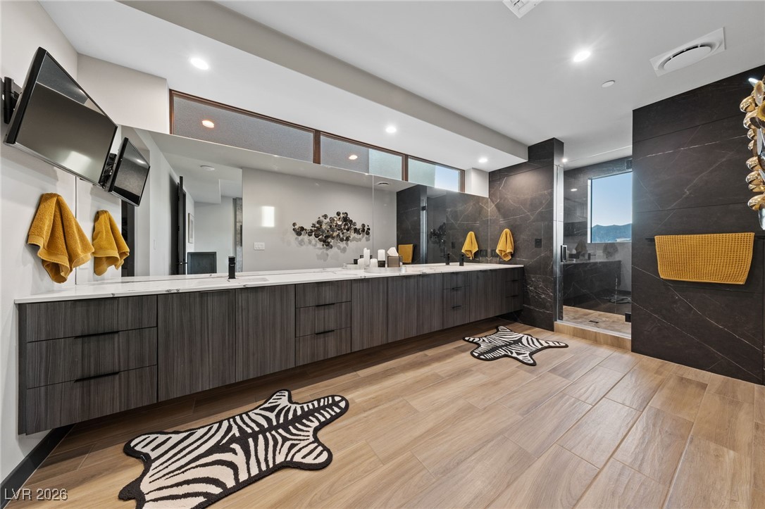 38 Promenade Isle Lane