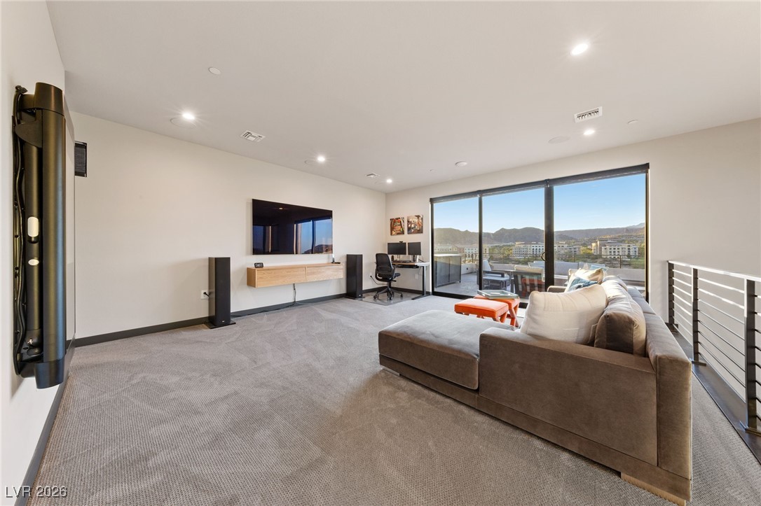 38 Promenade Isle Lane