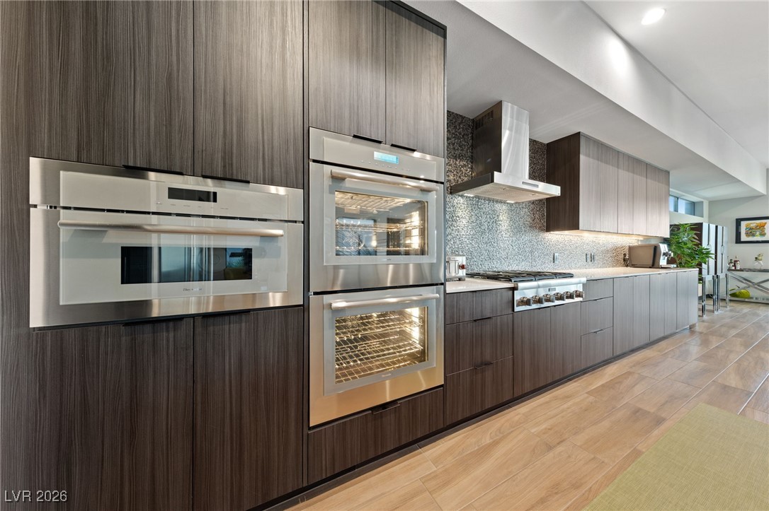 38 Promenade Isle Lane