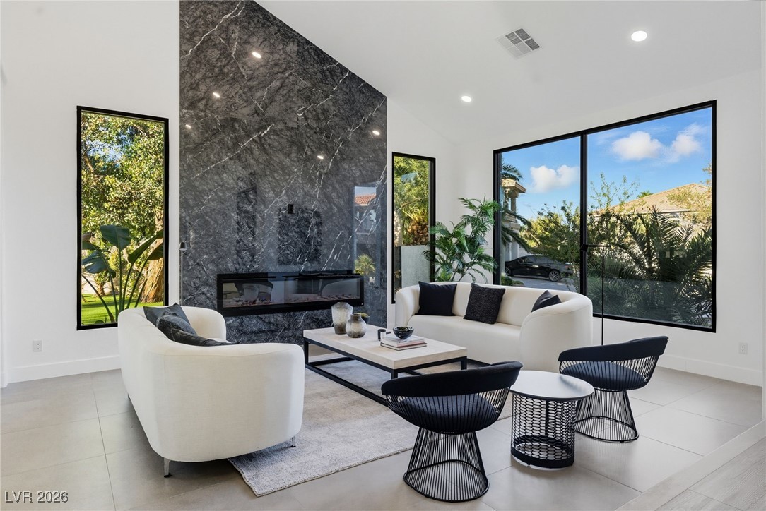 8717 Kingship Court