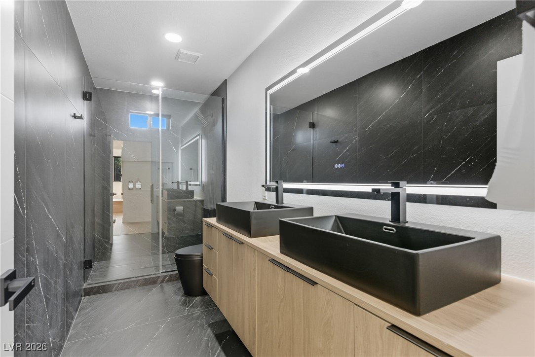 8717 Kingship Court