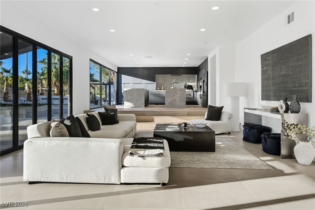 8717 Kingship Court