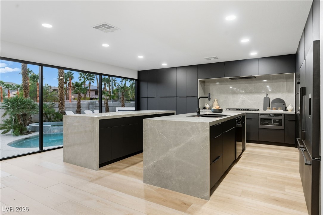 8717 Kingship Court