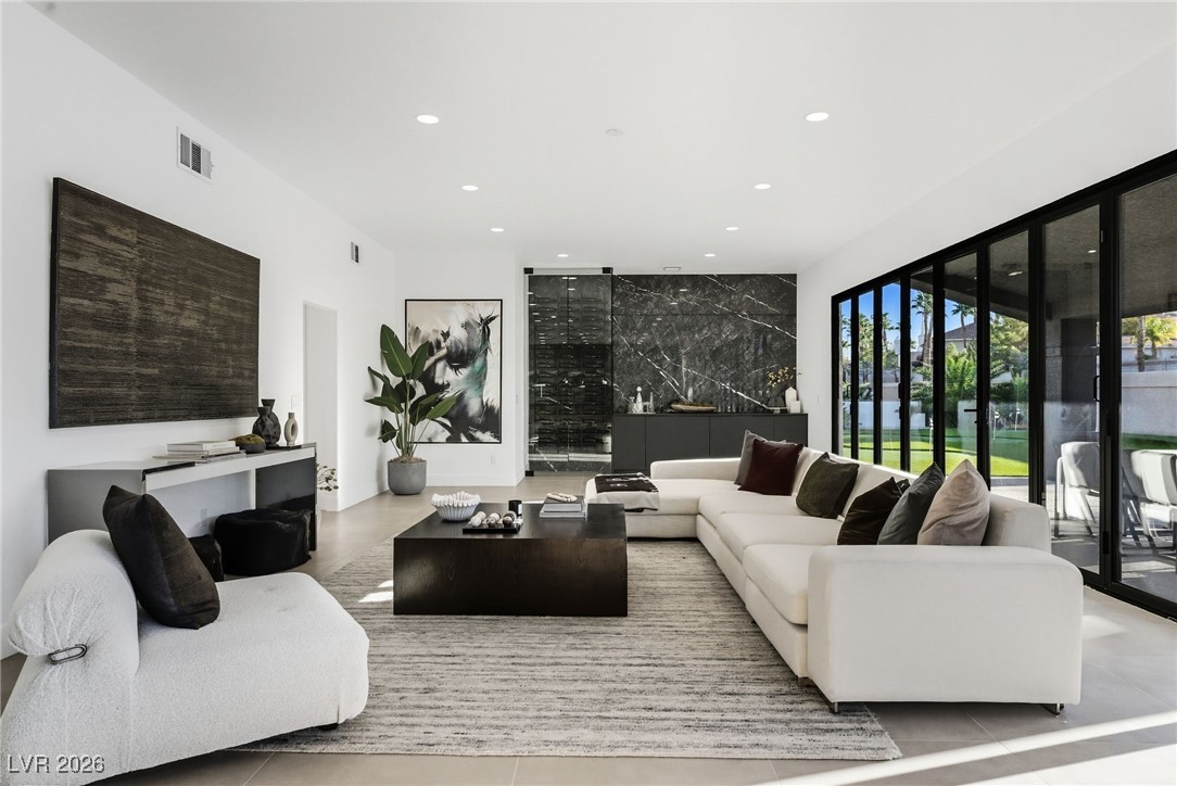 8717 Kingship Court