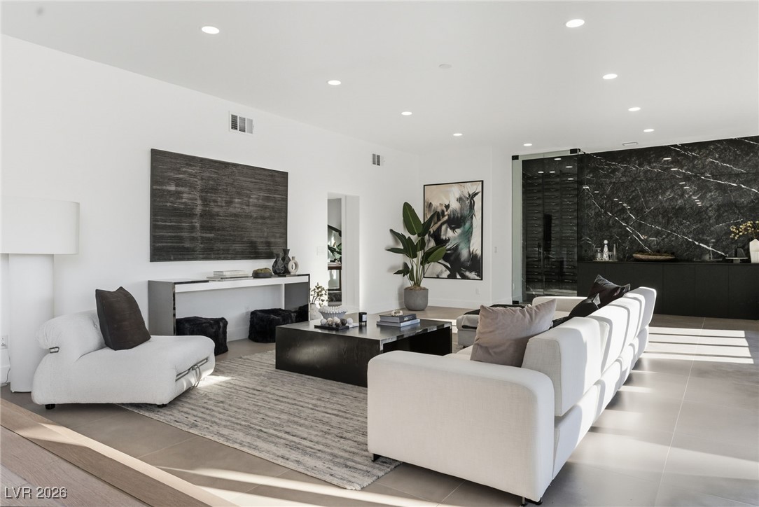 8717 Kingship Court