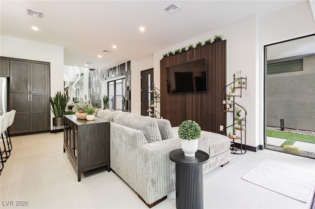 13 Promenade Isle Lane