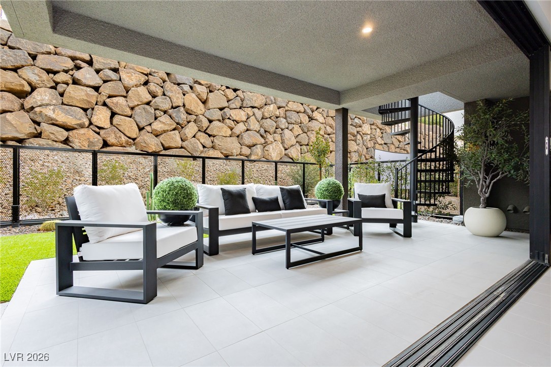 13 Promenade Isle Lane