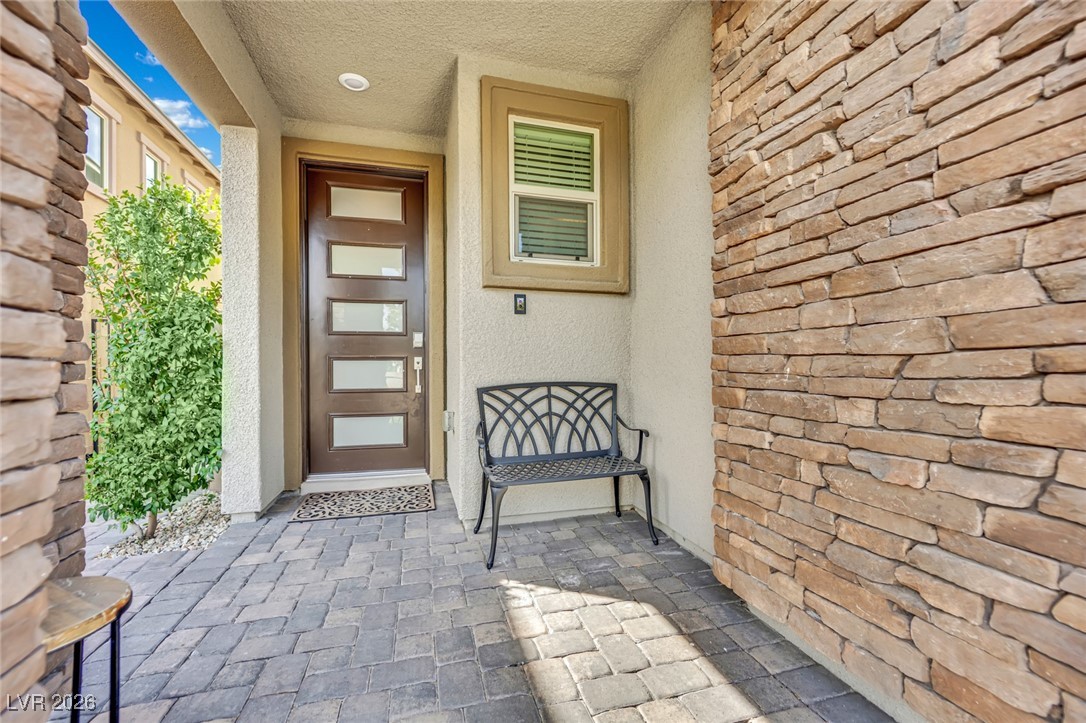 737 Foreign Reef Way