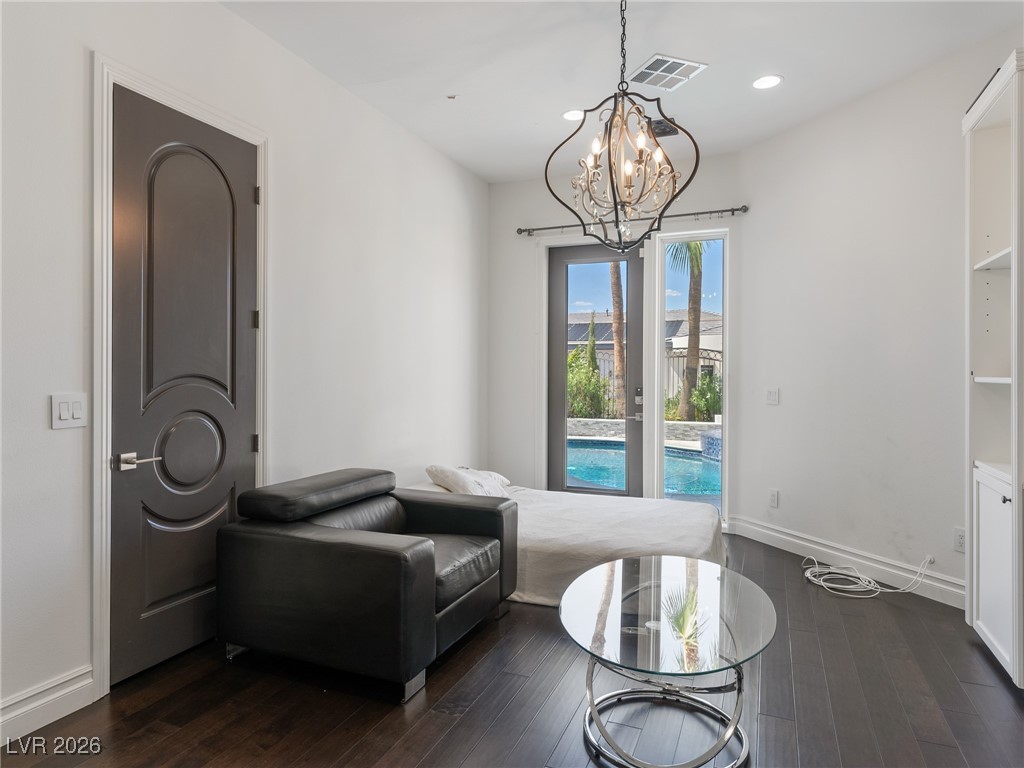 779 Clove Court